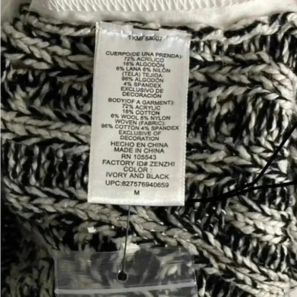 Thakoon Black and White Layered Blouse & Sweater  Medium - Picture 6 of 10